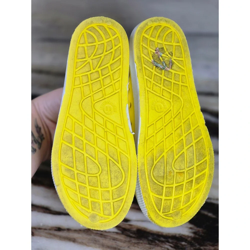 Disney Stitch Yellow EVA Foam Slip On Water Shoes Clogs Kids Size 11 Lilo Stitch